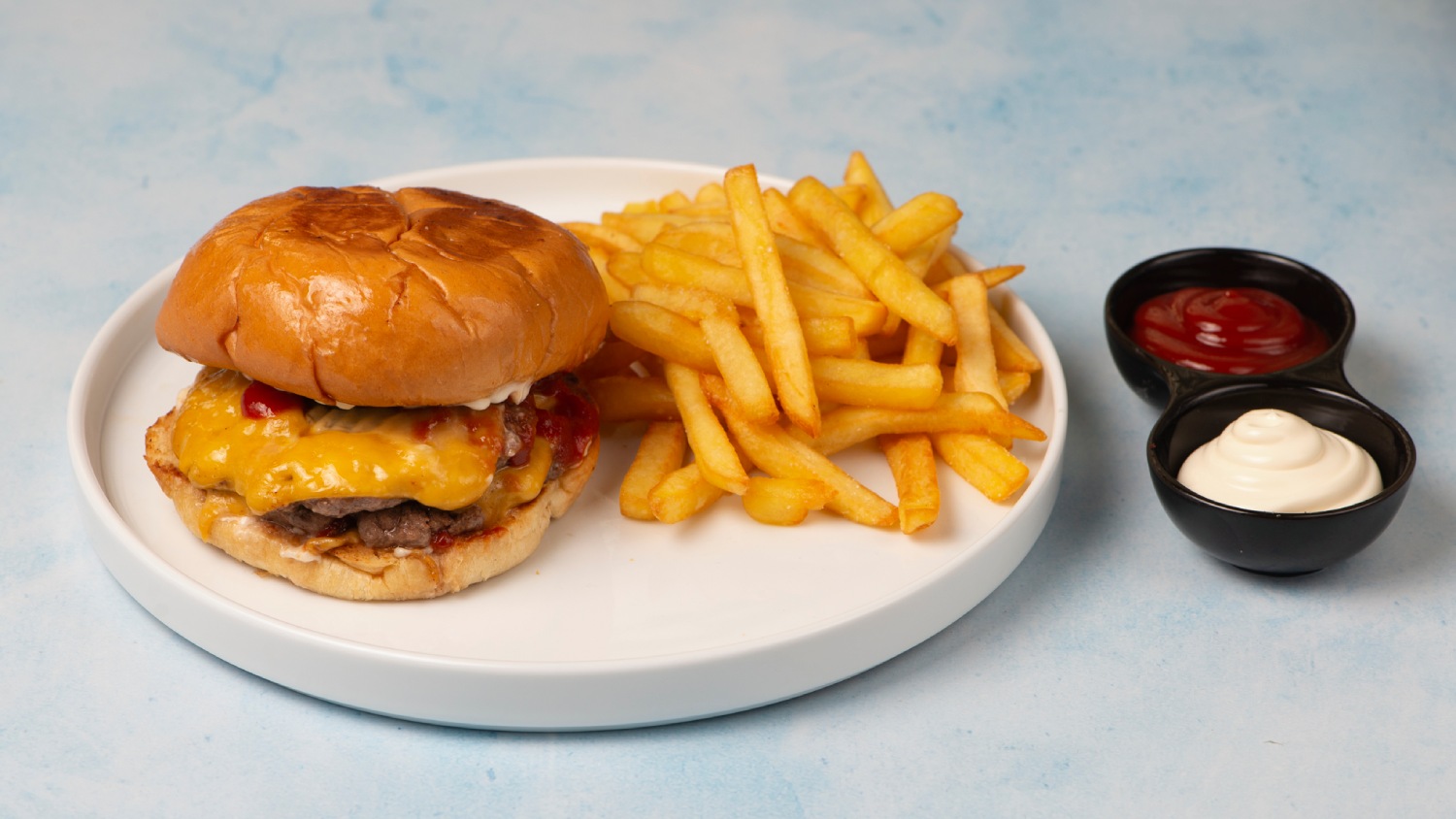 The Classic Double Burger (τεμ.)