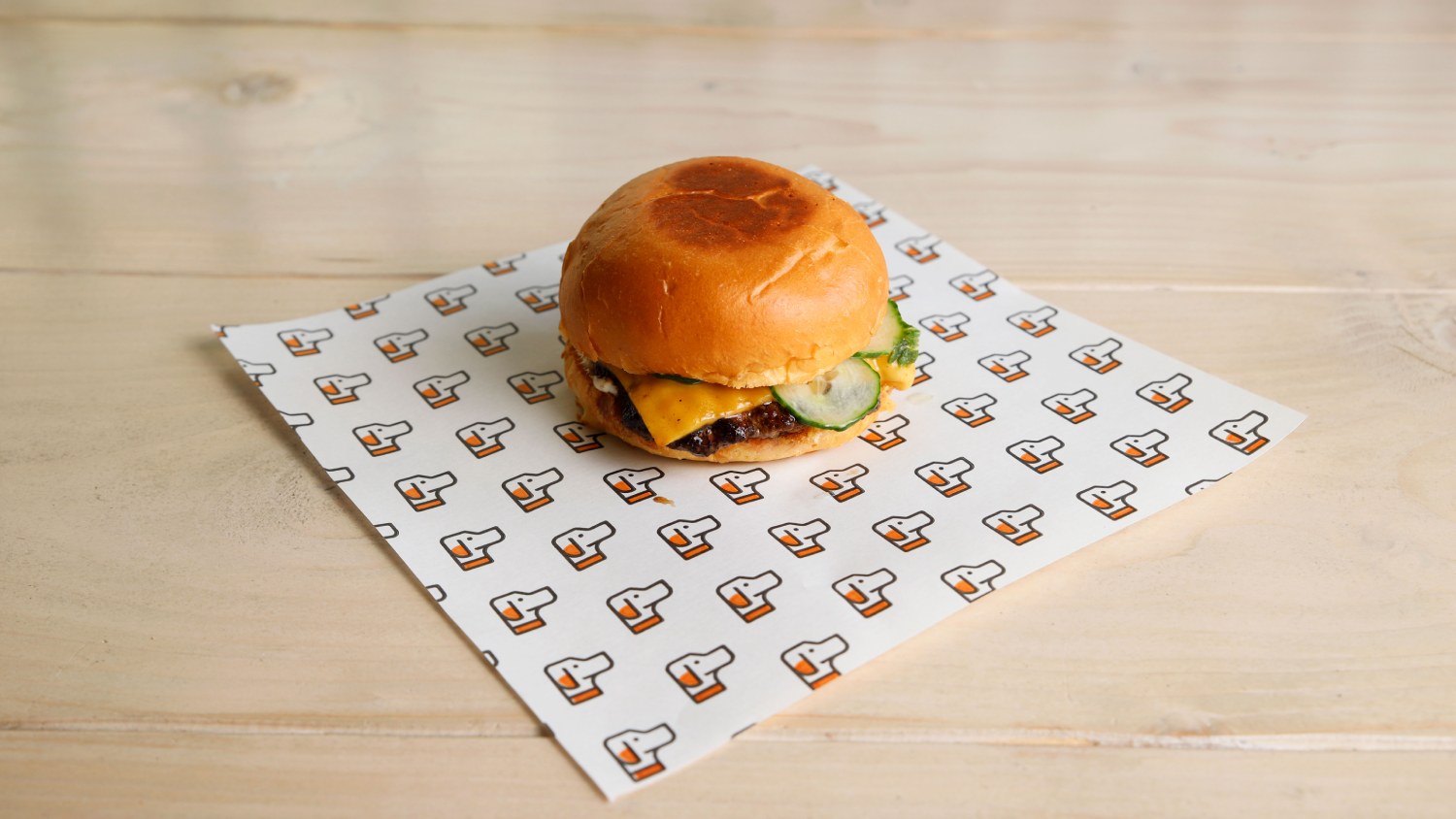 The Cheeseburger (τεμ.)